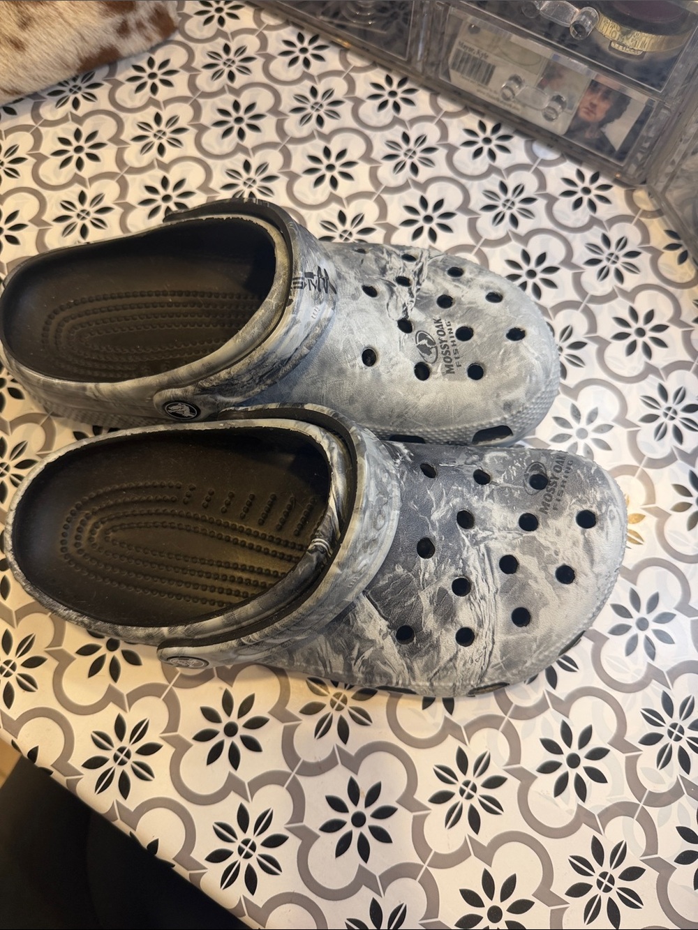 CROCS women's Marbled Black & Gray Classic Clog